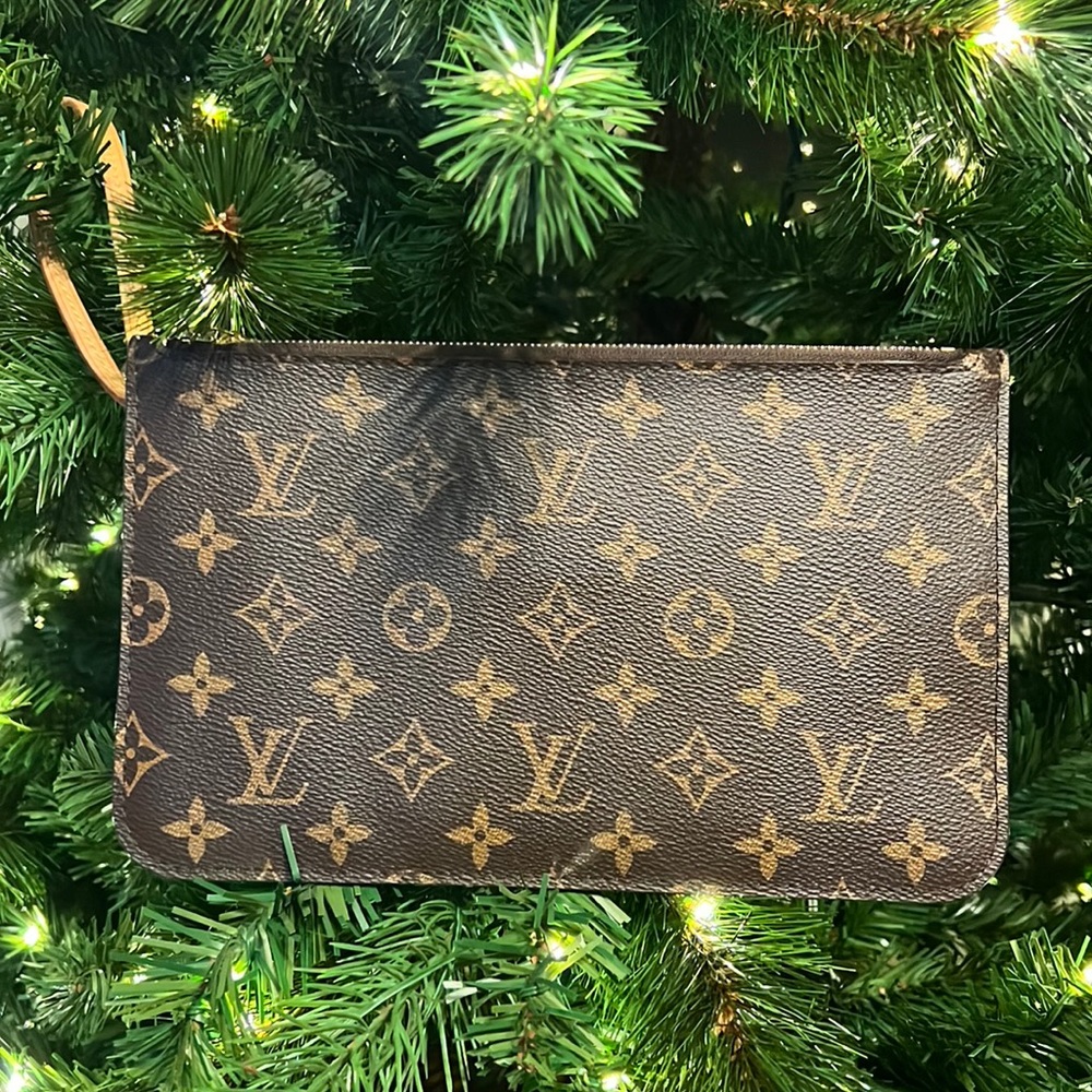 Louis Vuitton Wristlet